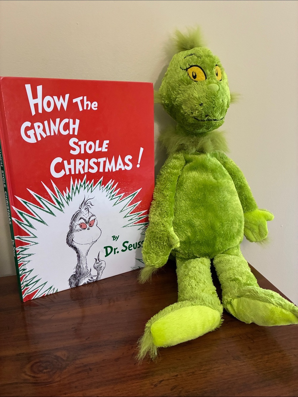 How The Grinch Stole Christmas - Book & Plush